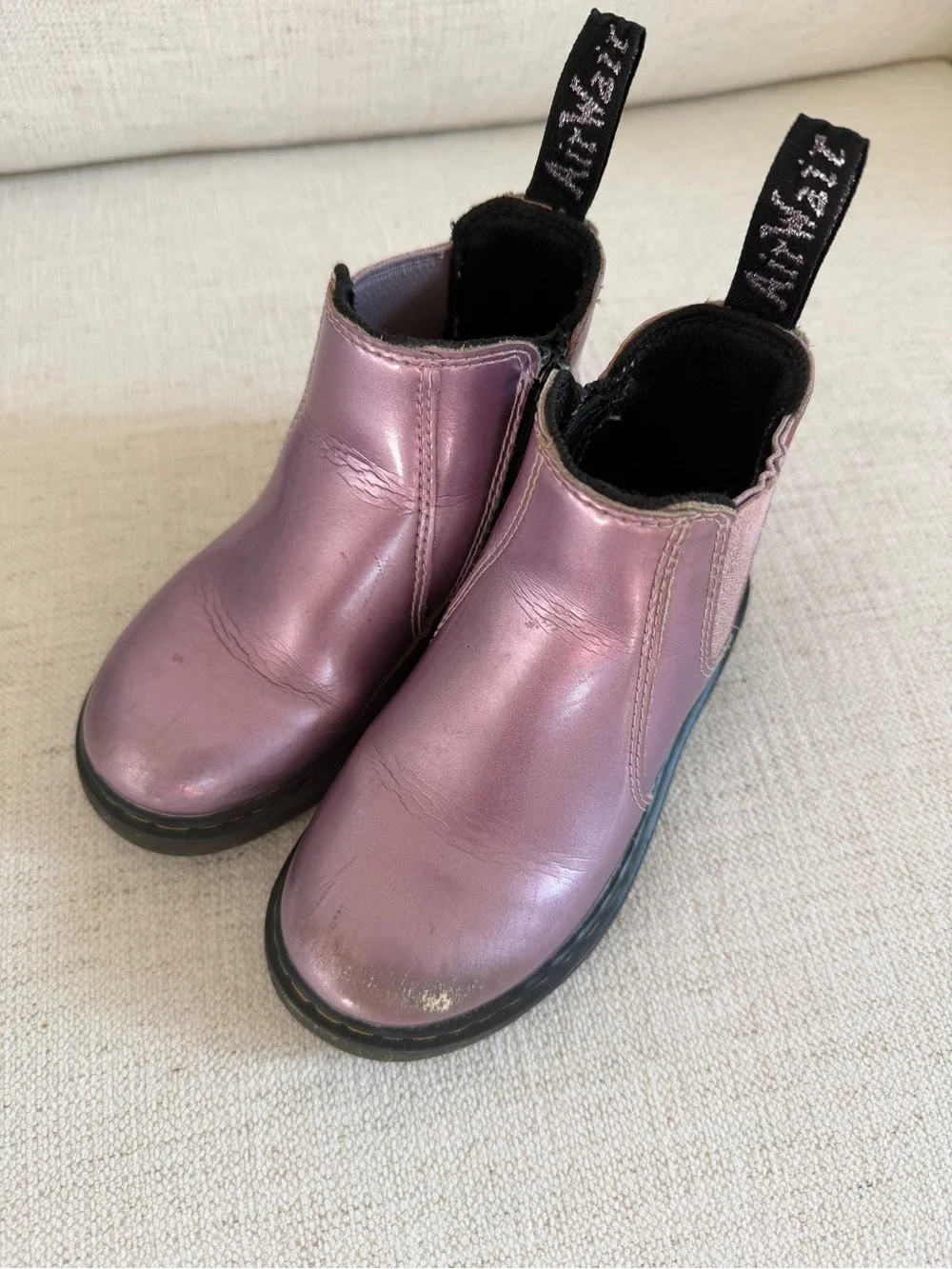 Dr. Martens Kids Metallic Lavender Chelsea Boots